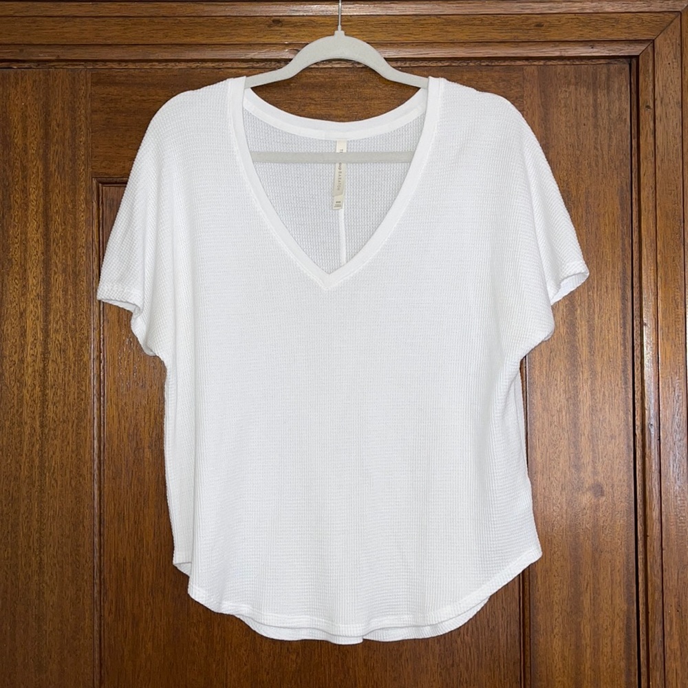 Aritzia The Group by Babaton Taurus T-Shirt 2XS